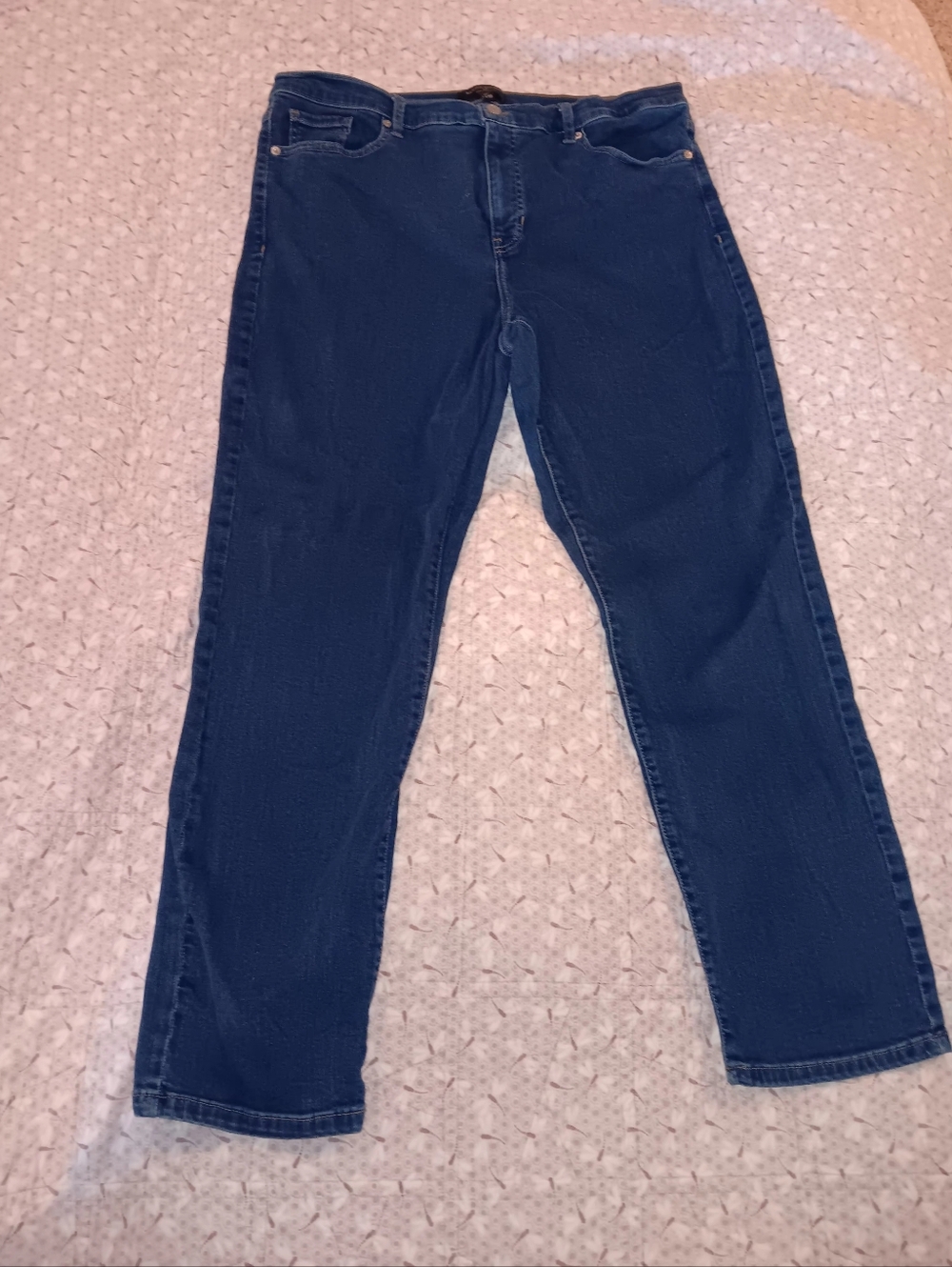 Banana Republic Classic Women’s Dark Blue Straight-Leg Jeans
